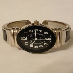 Vellacio Women Silver Tone Black Classic Cuff WR Analog Quartz Watch - Tarnished